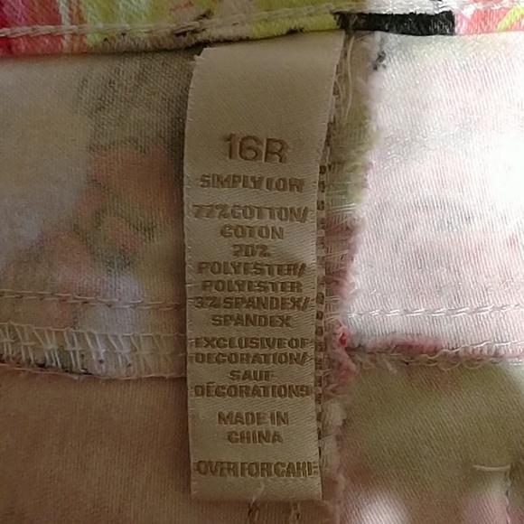 Justice premium girls floral print stretch jeans. - Picture 7 of 7